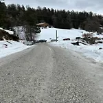 In By Lift * La Tzoumaz