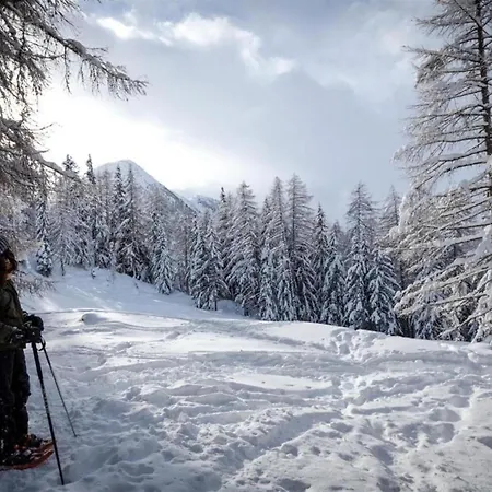 Apartment Near The Ski Lift لا تزوماز