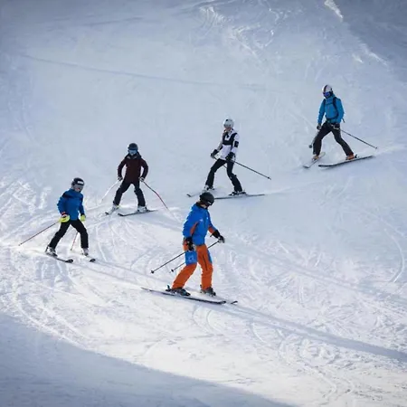 Apartment Near The Ski Lift شقة *