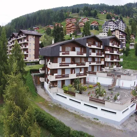 Apartment Near The Ski Lift * لا تزوماز